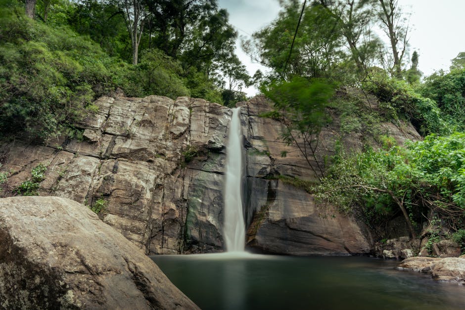 Diyaluma Falls