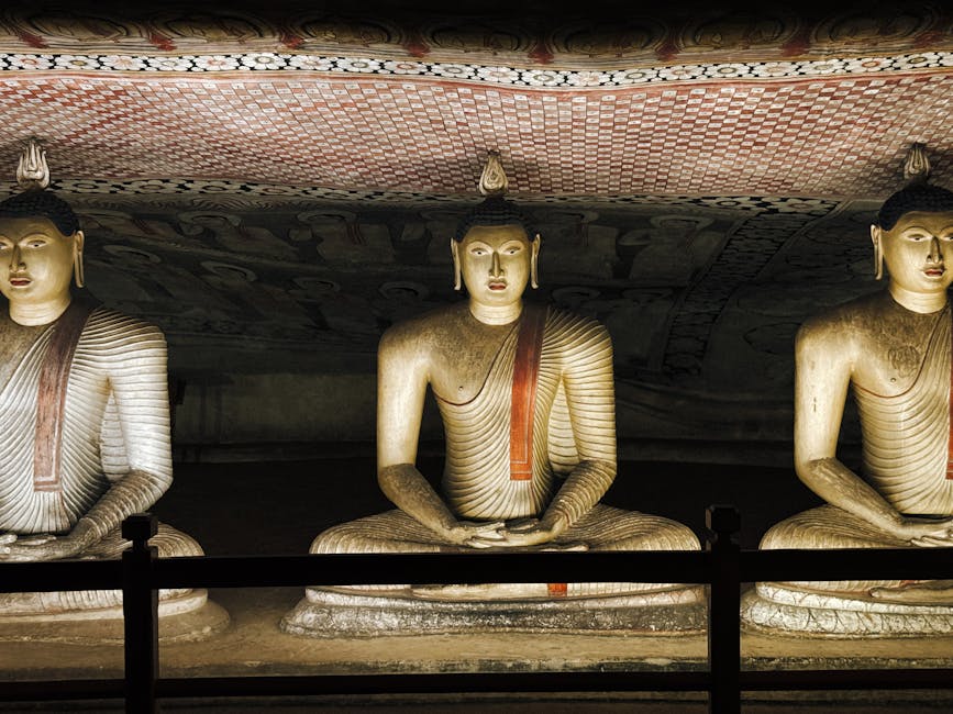 Pahiyangala Cave (Fa Hien Cave)